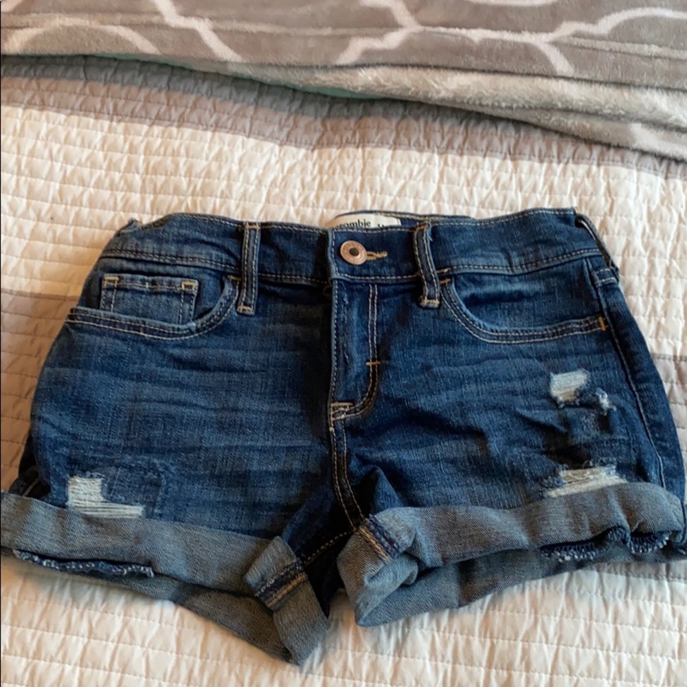 Abercrombie kids shorts